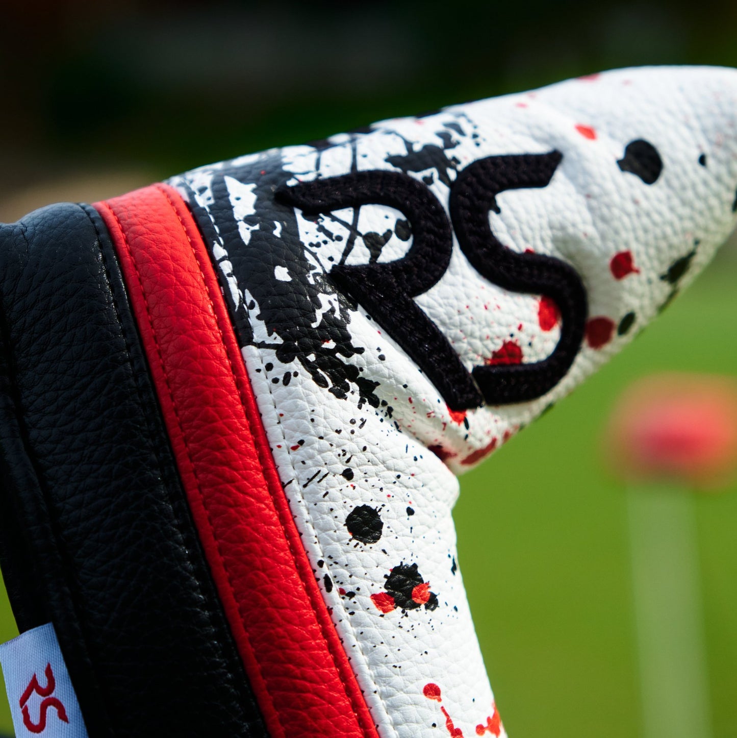 THE "HOLE IT" BLADE PUTTER COVER