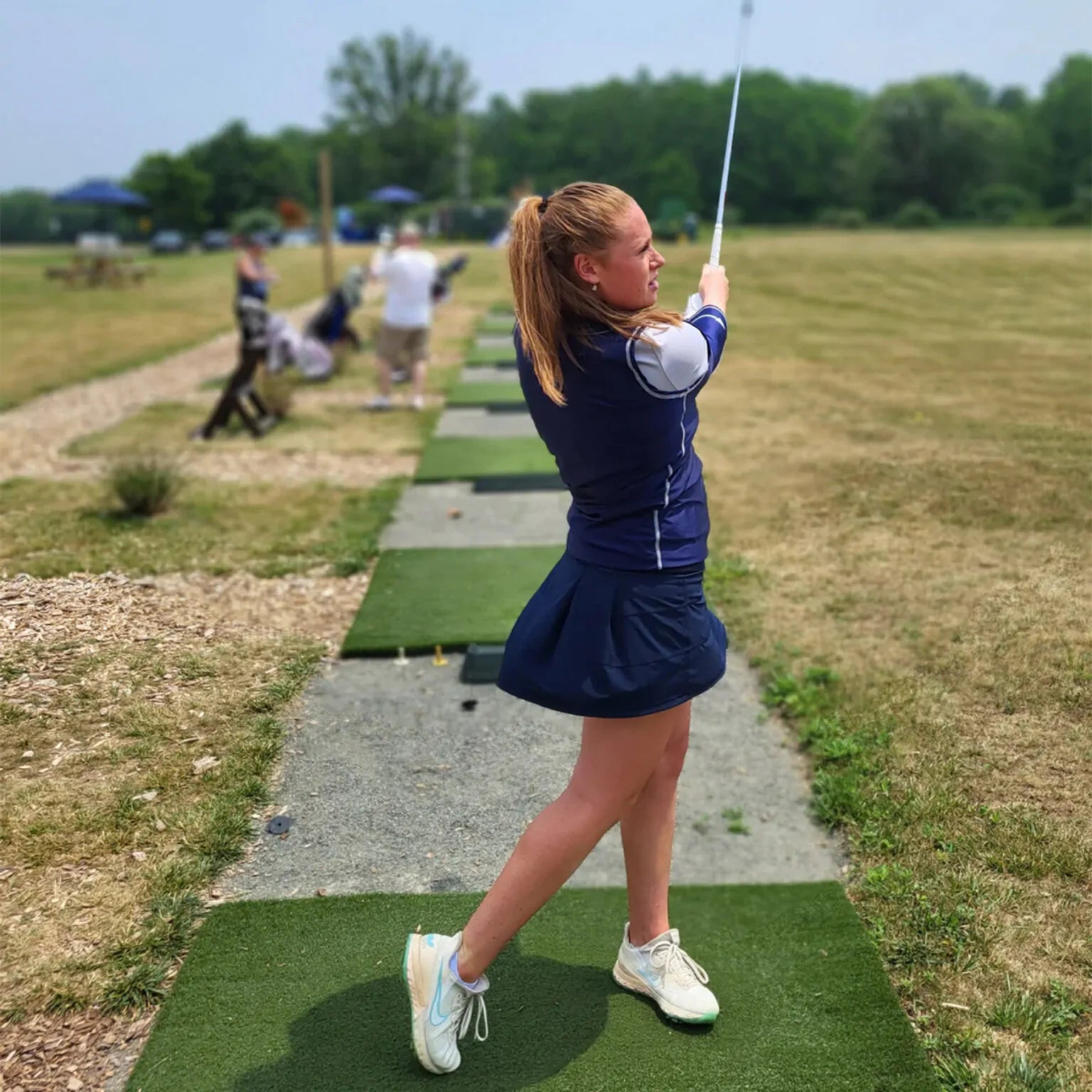 Swingin a's shirt shop